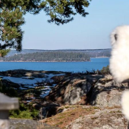 Hus I Skaergarden Med Bastu Och Sjoeutsikt Villa Varmdo Exterior photo