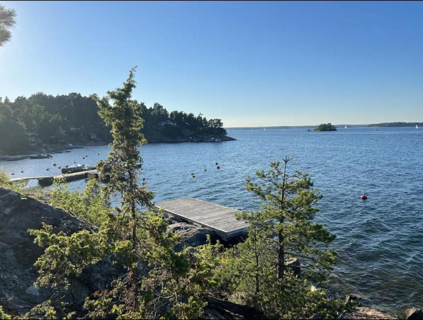 Hus I Skaergarden Med Bastu Och Sjoeutsikt Villa Varmdo Exterior photo